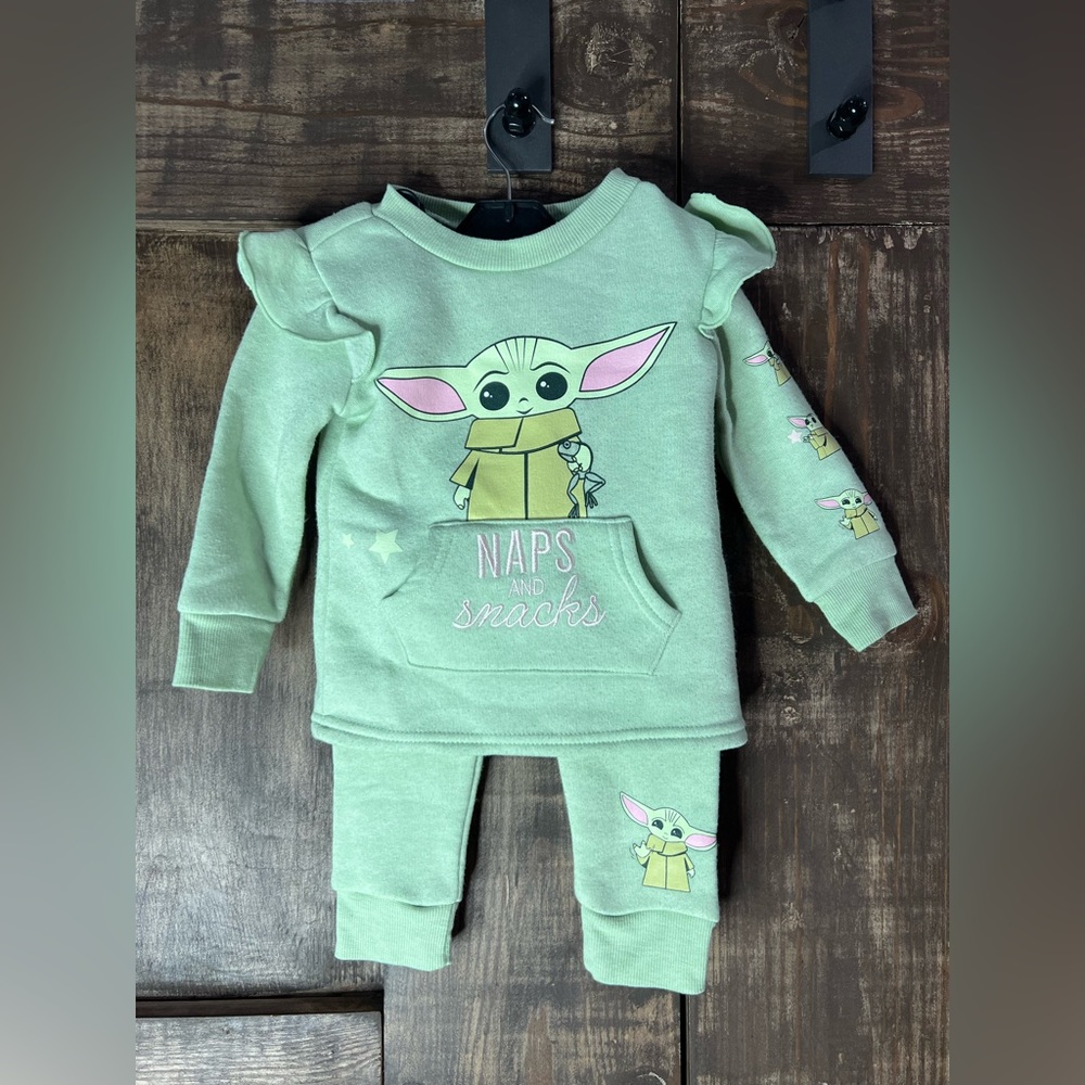 DISNEY STARWARS 18 month jogger set. NWOT